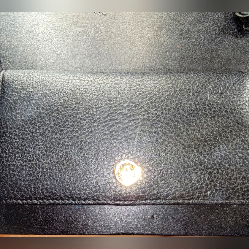 Black wallet